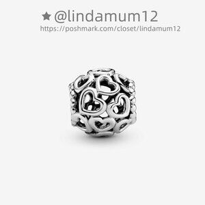 Pandora Hearts All Over Charm